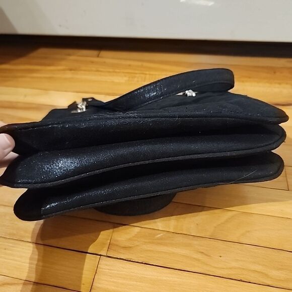 Relic Shoulder Bag - Purse / Handbag / Shoulder Bag - Quilted Black - Picture 5 of 7